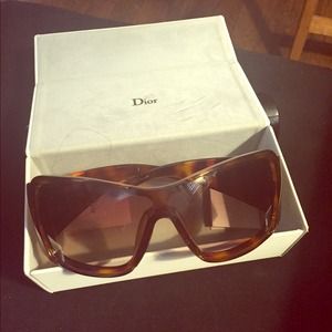 100% AUTHENTIC Dior Sunglasses💥Sale💥