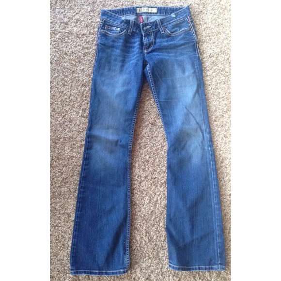 ‼️ REDUCED. BKE Stella flare jean