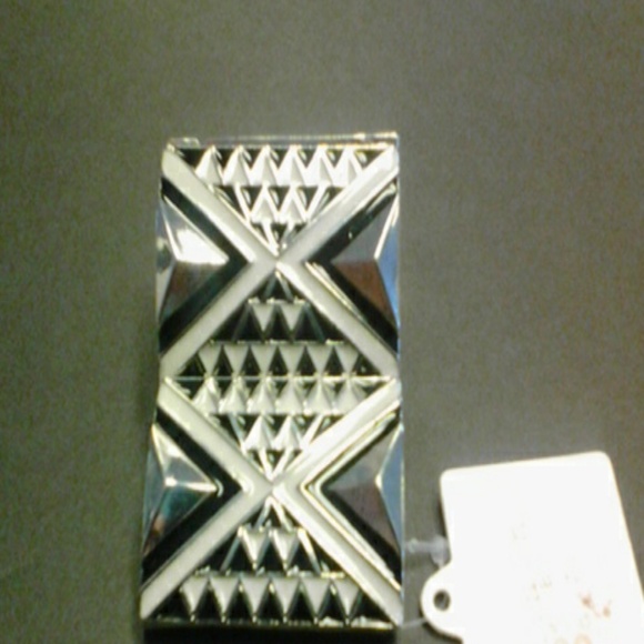 Bracelet - Picture 2 of 4