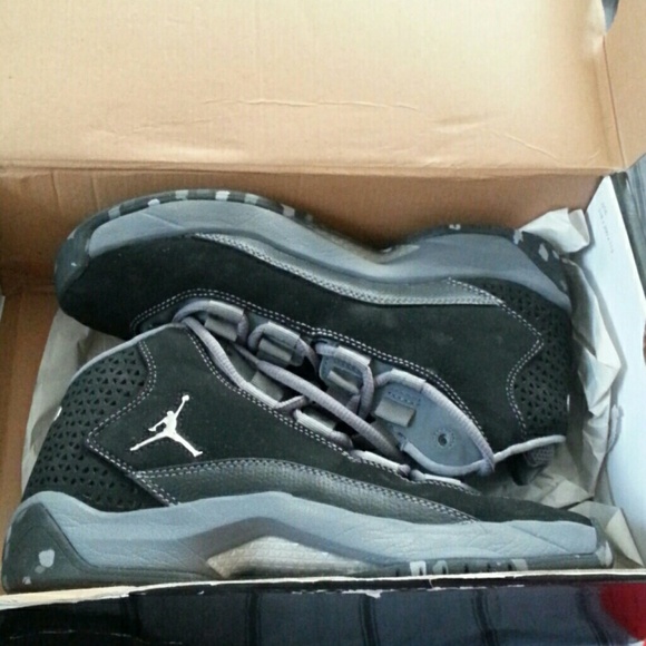 Boy's GS Jordan's