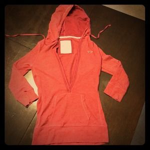Hollister 3/4 sleeve hooded pullover