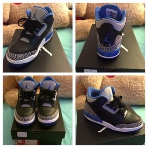 Sport blue Jordan 3's grade school sz:5