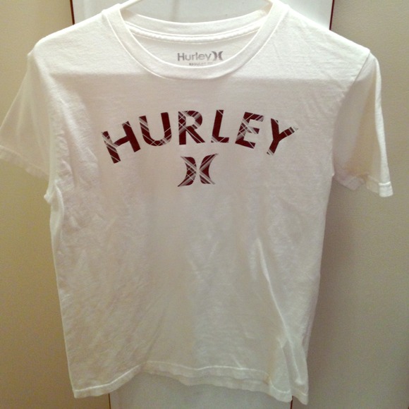 🆕 Hurley T-shirt