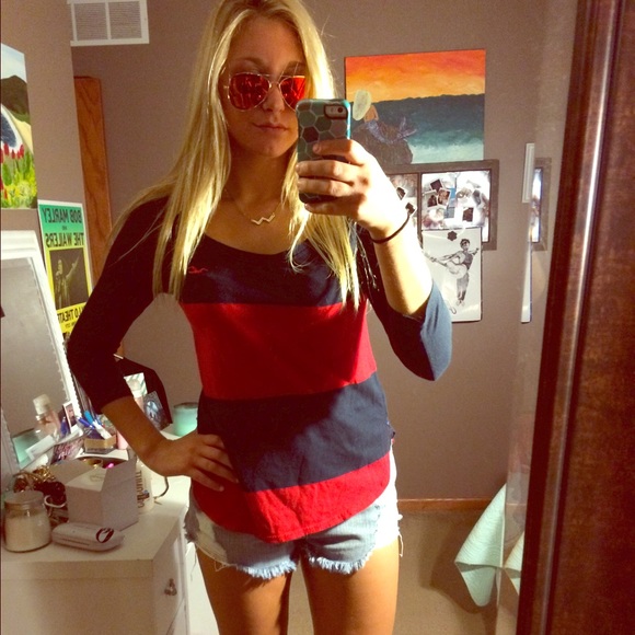 Cute Nautical top from Hollister 😊