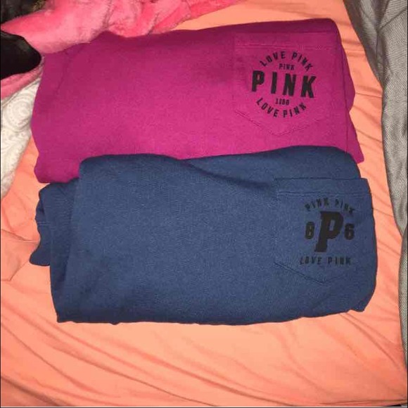 PINK Victoria's Secret Outerwear - Vs pink pocket crew!