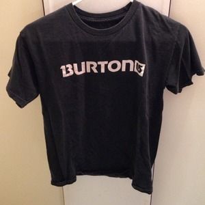 🆒🆕Burton black tshirt