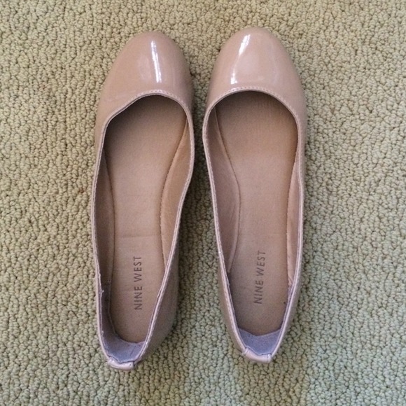 NEVER WORN Nine West rose pink flats
