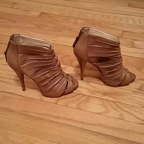 Boutique 9