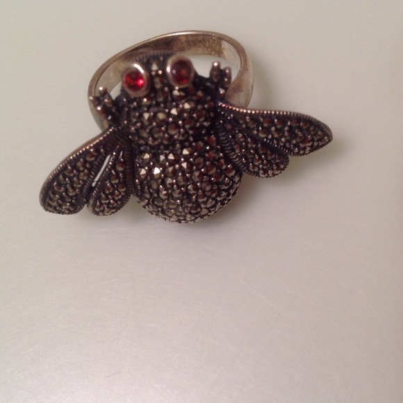 Cocktail ring