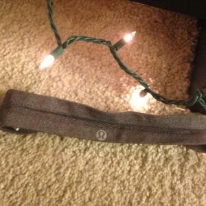 Gray lulu lemon headband