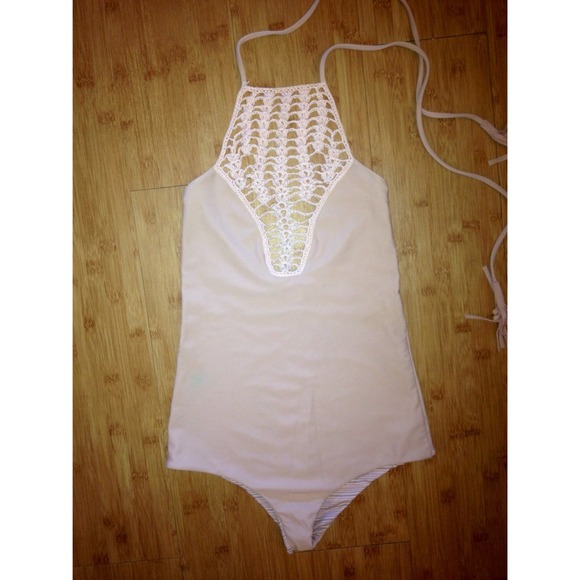 ❌SOLD❌ Acacia Teahupo'o One Piece