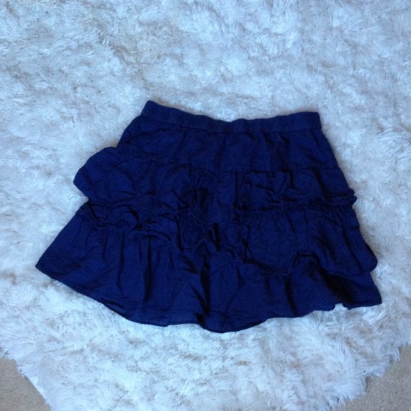 Navy skirt