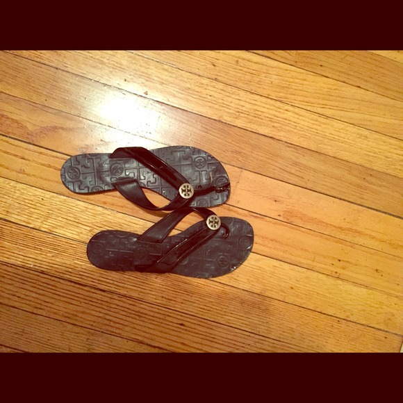 Tory Burch Thora flip flops