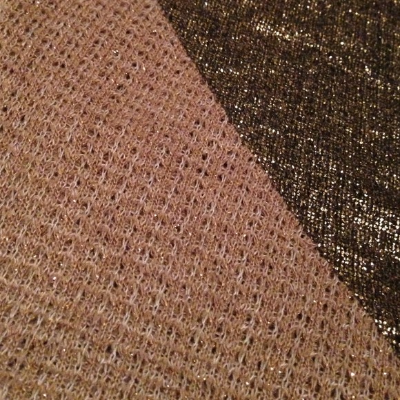 Sweater - Picture 3 of 3