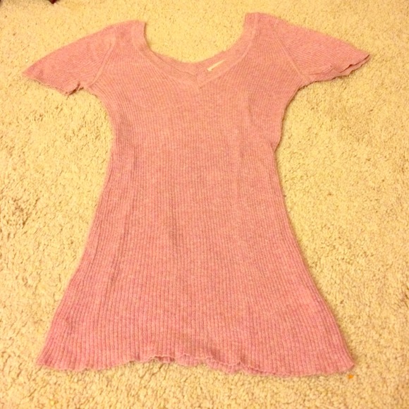 Pink short sleeve sweater