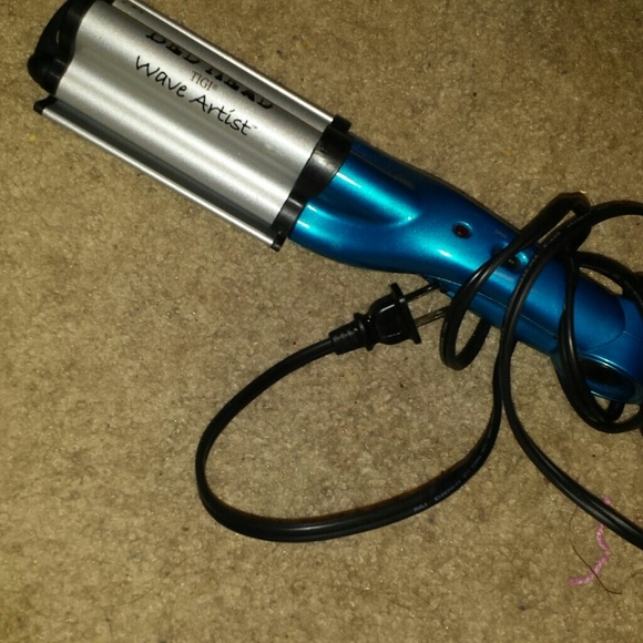 Bed Head Hair Waver