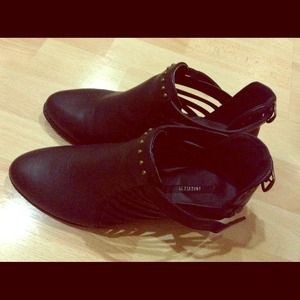 FOREVER 21 Sandal on Sale😍😍😍