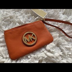 💯Authentic Michael Kors Wristlet