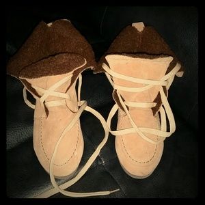 ????? Warm, Cozy & Cute Boots!?????