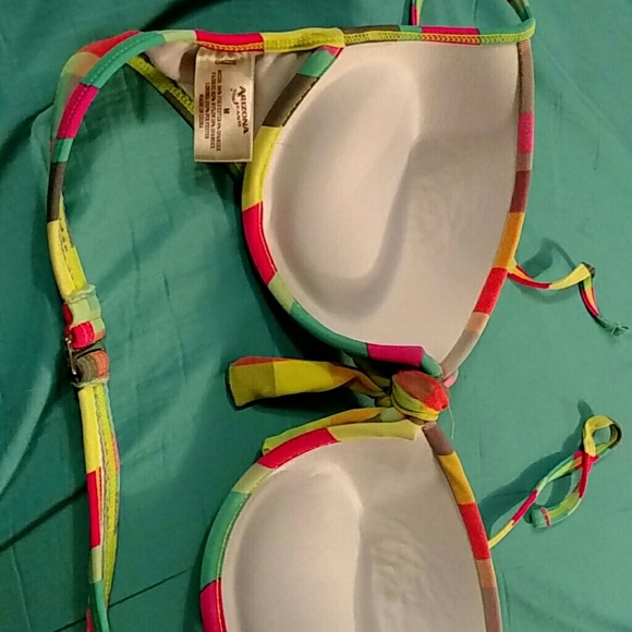 SWIMSUIT TOP! - Picture 3 of 4