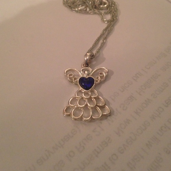 Angel necklace - Picture 1 of 4