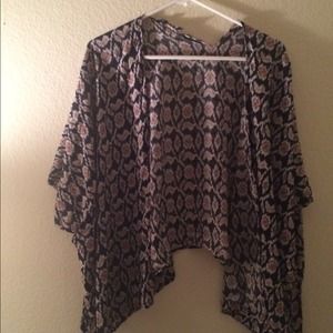 Brandy Melville kimono