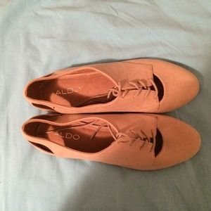 Aldo women shoes flats size 7.5 beige