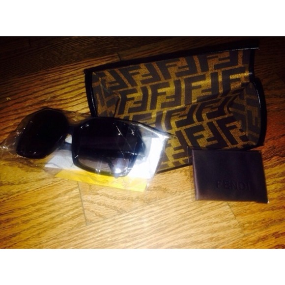 Authentic Fendi Sunglasses main image 4
