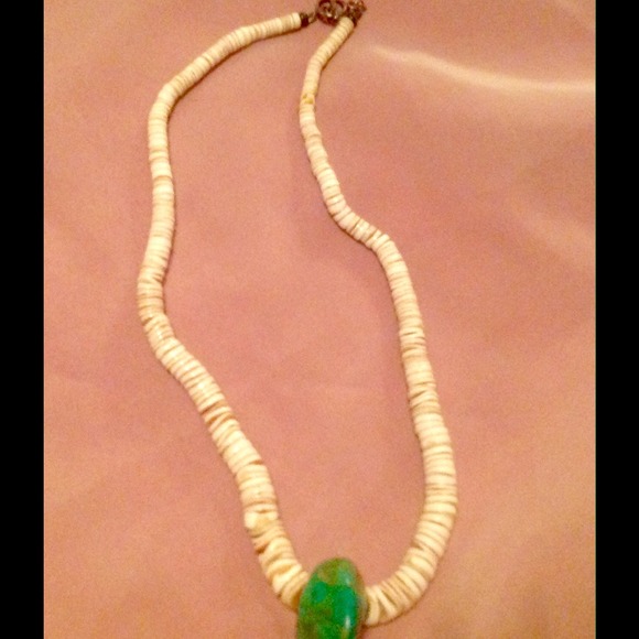 NATIVE AMERICAN SINGLE NUGGET TURQUOISE NECKLACE