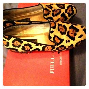 Steve Madden Leopard print loafers