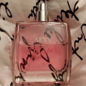 SALE sexy bomb purfume