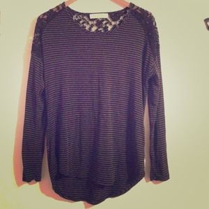 Stripped and lace long sleeve