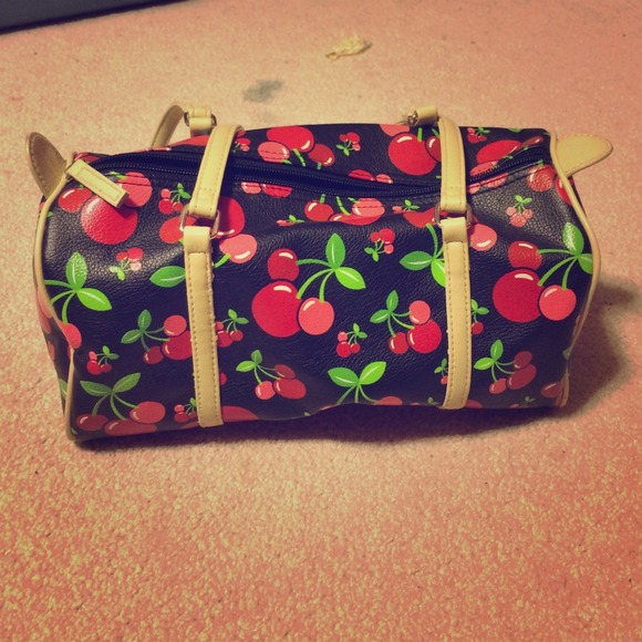 Black and red Disney purse