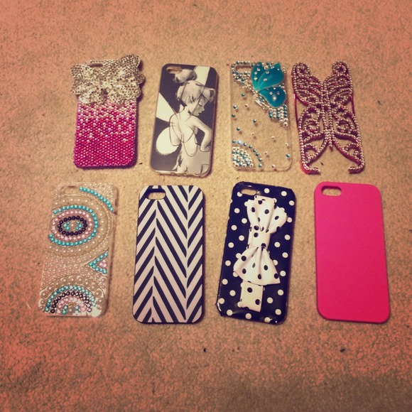 Iphone 5s cases $5 dollars each!!!!!