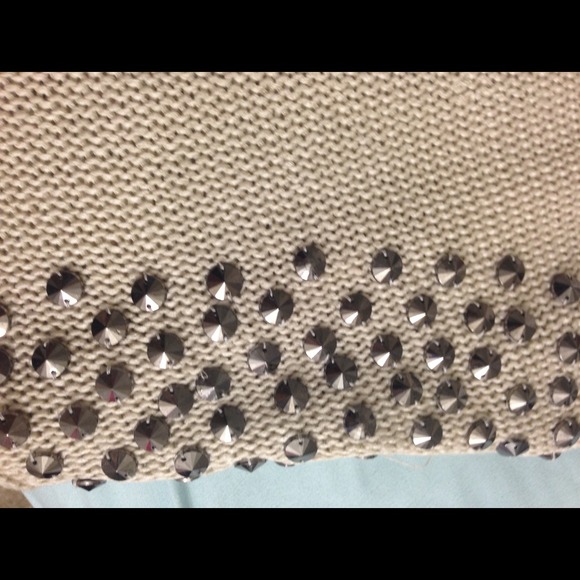 Super comfy sweater - Picture 2 of 4