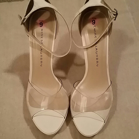 CHINESE LAUNDRY HEELS