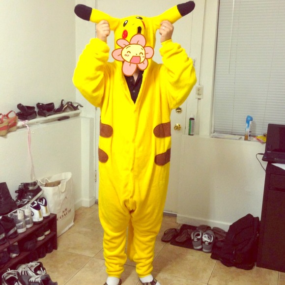 Cute like new unisex pikachu costume pajamas