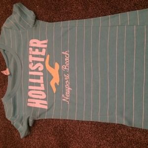 Hollister tee