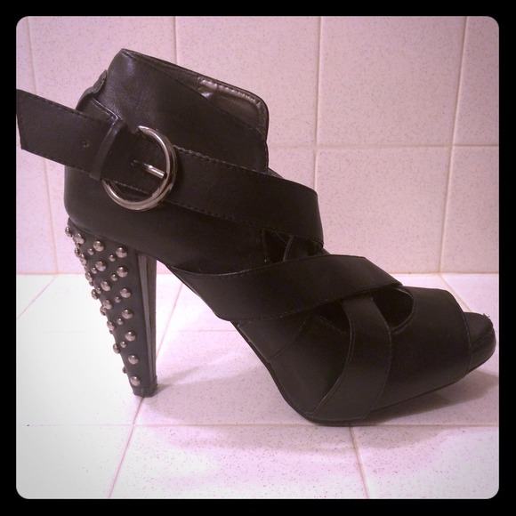 Charles Albert Studded Heels