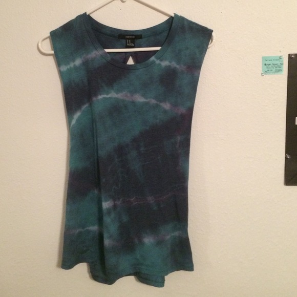 TieDye Muscle Tank with twists on back not Brandy
