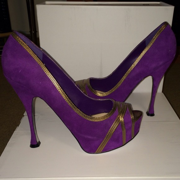 Peep toe heels