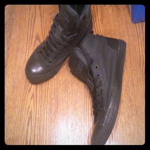 Mens!!! All black converse!!!!!