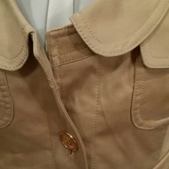 ????SOLD????LUXURY, ELEGANT JACKET - Picture 2 of 4