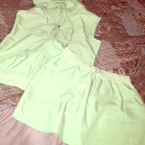 2-piece "tennis" activewear 🎾🎾 size S from NY&C