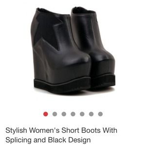 Short black boot design wedge boot