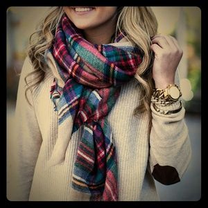 *PRICE DROP* Plaid blanket scarf