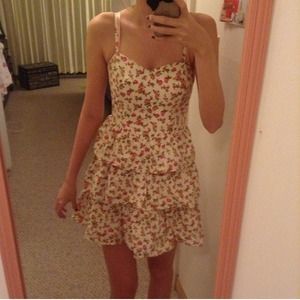 Ruffle dress floral