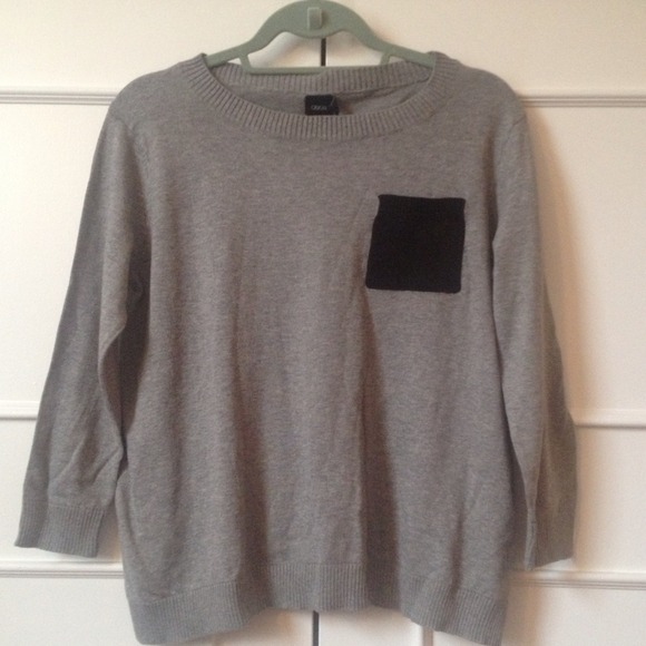 NEW ASOS Gray Knit Sweater w/Black Contrast Pocket