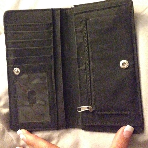 Wallet - Picture 3 of 4