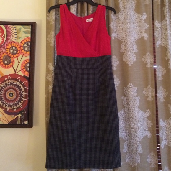 Merona sz 4 houndstooth and red Christmas dress